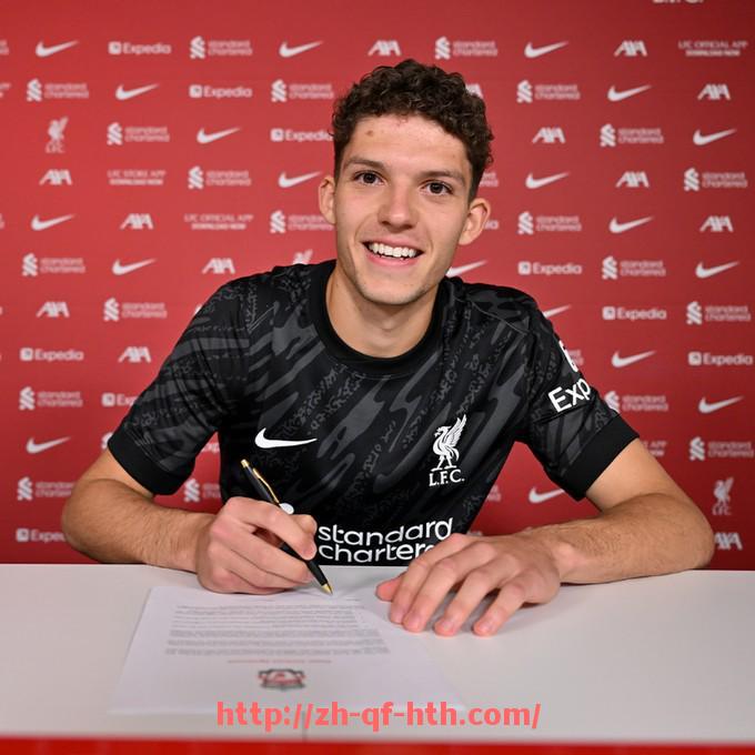 华体会hth-英超与法甲球队阵容对比